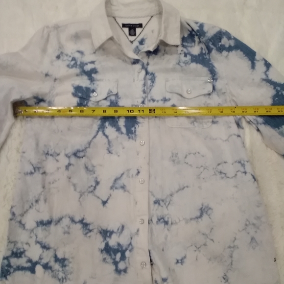 🔥Host pic🔥Tommy Hilfiger acid wash denim shirt - Picture 6 of 9